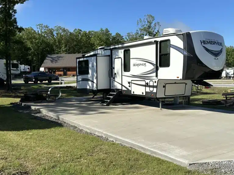 Full Hookup RV Sites